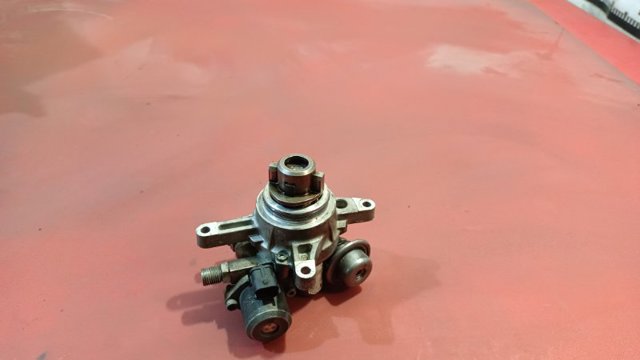 Насос топливный высокого давления (ТНВД) 94811031506 PORSCHE