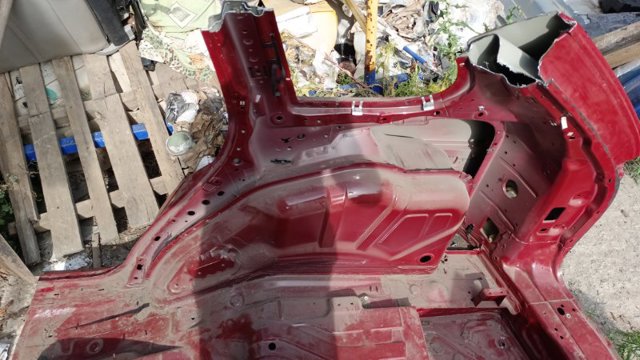 PORSCHE 95550394400GRV Крыло заднее правое в наличии Запорожье