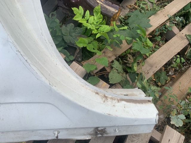 95850392600GRV PORSCHE Стойка кузова купить в Днепр