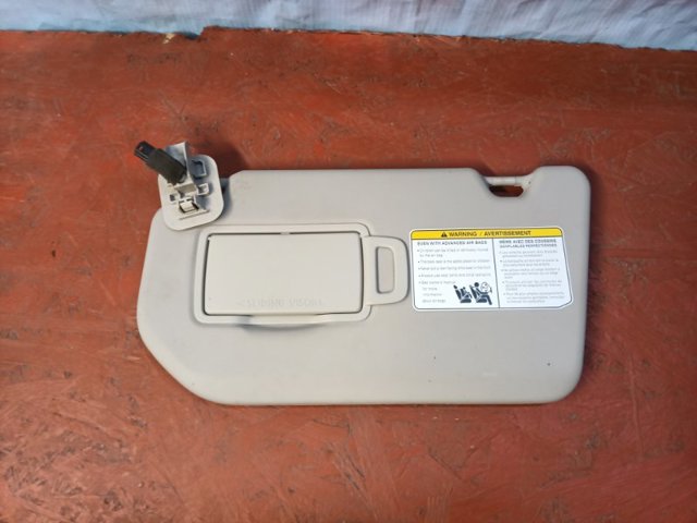 Козырьки 964016RA0A NISSAN