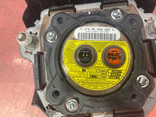98211AL02AVH SUBARU Подушка безопасности водителя купить в Николаев