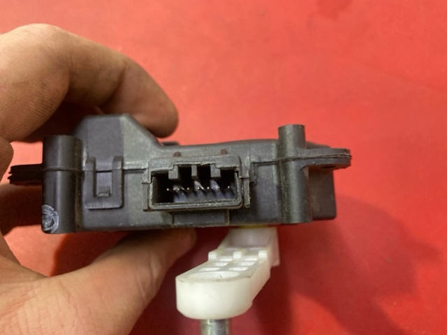AW0638001920 SUBARU купить в Кривой Рог