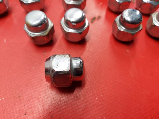 B00237160B MAZDA Гайка колесная купить в Одесса