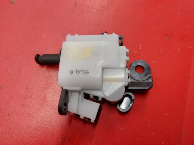 Личинка замка топливного бака BCJH56890D MAZDA
