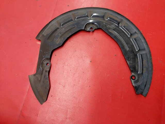BCKA33261 MAZDA Защита тормозного диска переднего правого купить в Ужгород