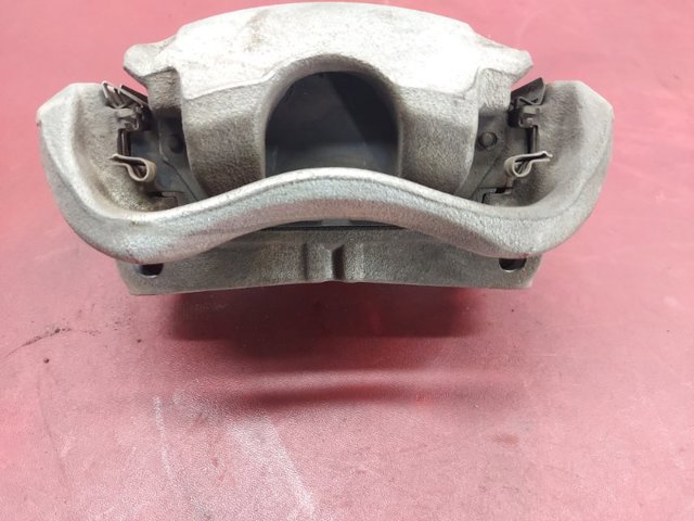BCYA3398ZB MAZDA Суппорт тормозной передний правый купить в Житомир