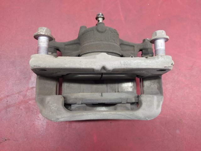 BCYA3398ZB MAZDA Суппорт тормозной передний правый купить в Ужгород