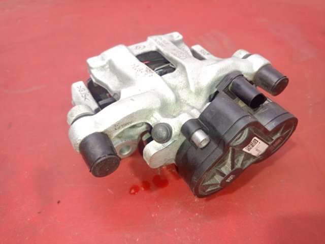 Суппорт тормозной левый задний BDYS2671X MAZDA