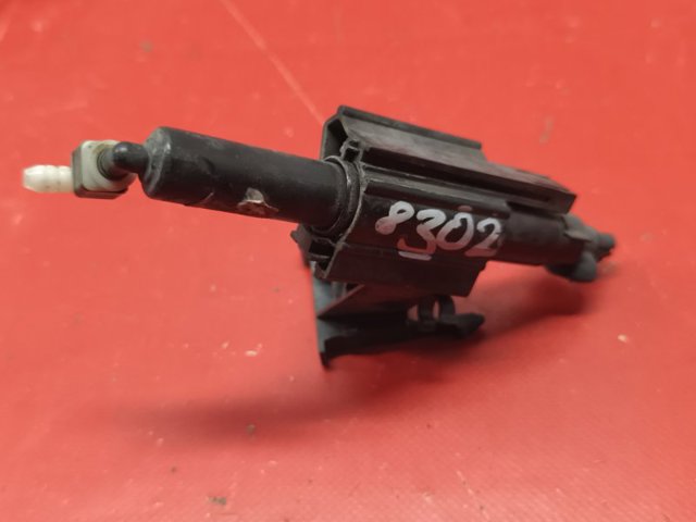 BM5113L014AC FORD Форсунка омывателя фары передней правой купить в Кривой Рог