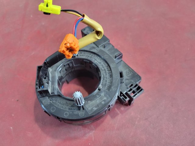 Подрулевой шлейф DE4A66CS0 MAZDA