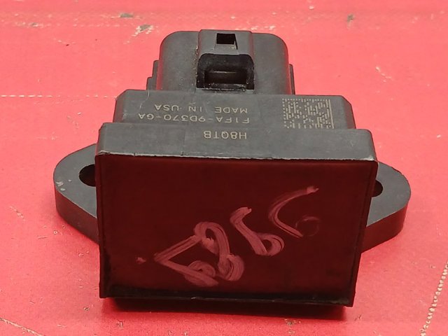 ЭБУ топливного насоса F1FA9D370GA FORD