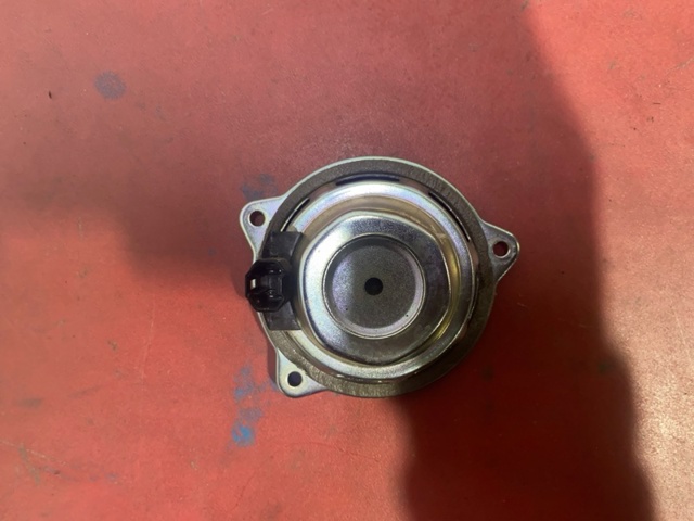 LAND ROVER FK7218808BA в наличии Житомир