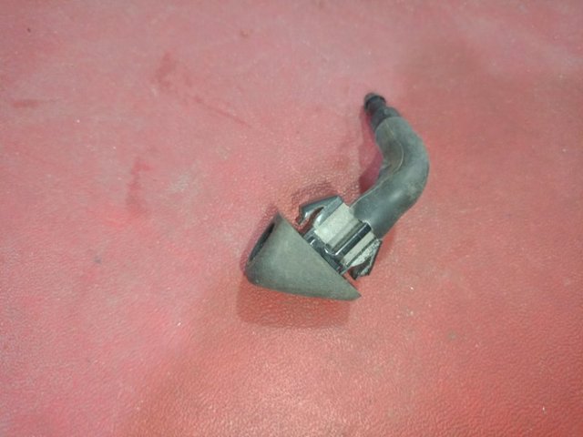 KB7W67510 MAZDA Форсунка омывателя заднего стекла купить в Чернигов