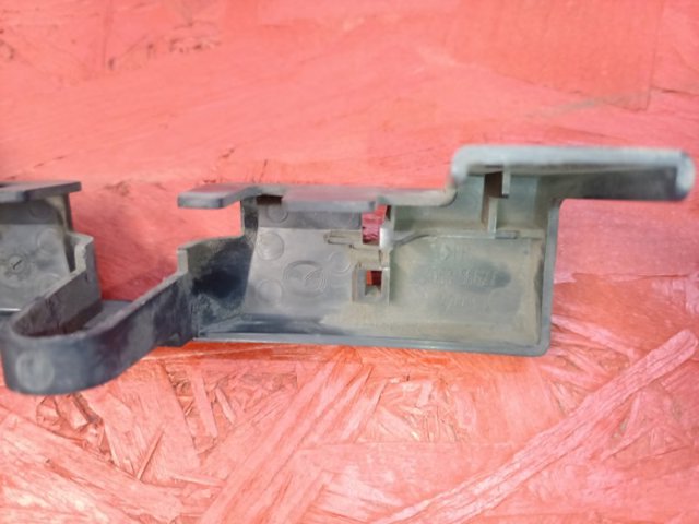 KD5356627 Кронштейн замка капота купить Чернигов