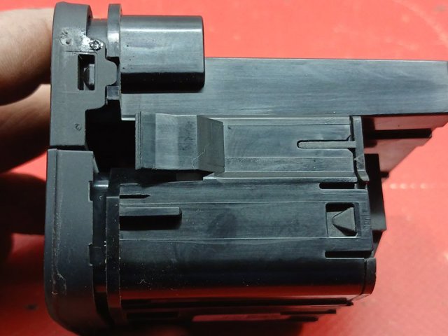 LJ6T11B573FBW FORD купить в Ирпень