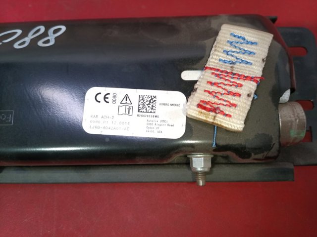 FORD LJ6Z78045J77B Подушка безопасности (AIRBAG) водительская, защиты коленей в наличии Львов