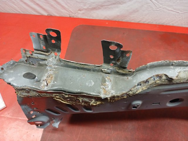 FORD LJ6Z7840320C Панель багажного отсека задняя в наличии Днепр