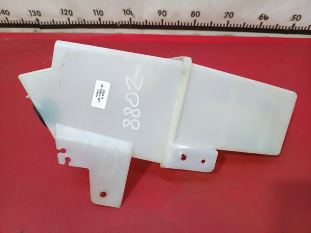 LJ8Z17618B Бачок омывателя стекла купить Ирпень