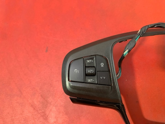 Блок кнопочных переключателей рулевого колеса LJ8Z9C888C FORD