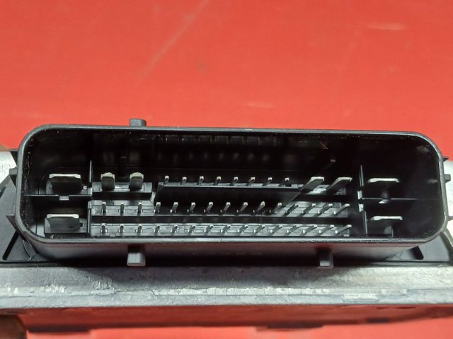 FORD LX6A14G581AA в наличии Киев