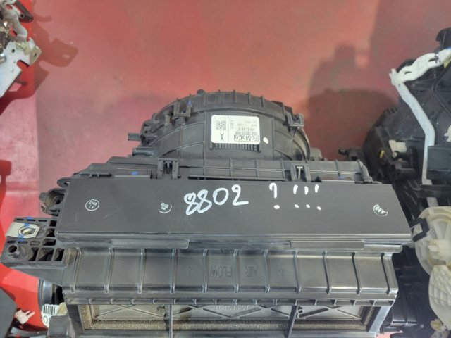 LX6Z18471F FORD купить в Днепр