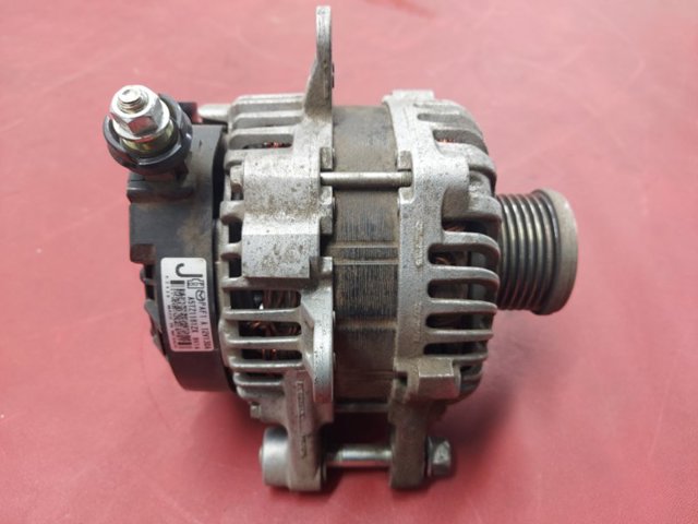 MAZDA PAF218300A Генератор в наличии Житомир
