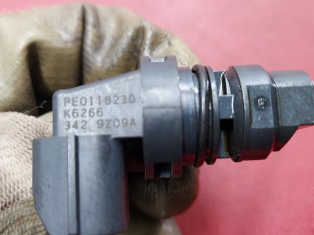 PE0118230 MAZDA Датчик распредвала купить в Чернигов