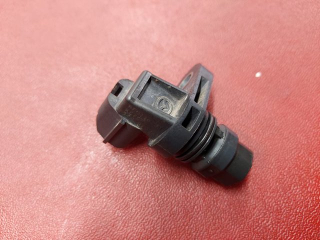 PE0118230 MAZDA Датчик положения распредвала купить в Винница