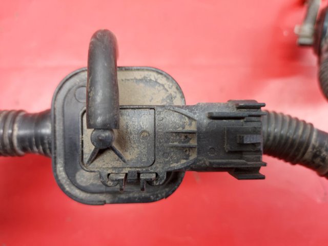 MAZDA PE01K3239 в наличии Тернополь