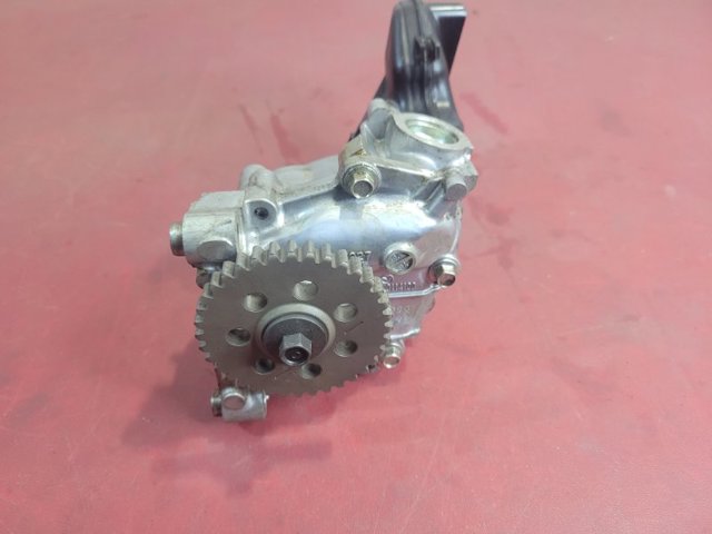 PY0114100 MAZDA Насос масляный купить в Чернигов