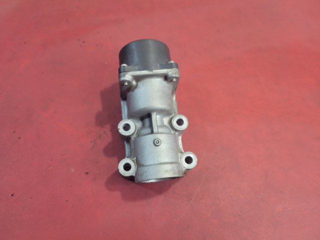 Клапан EGR системы рециркуляции отработавших газов PY8V20300 MAZDA
