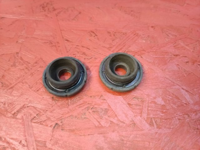 SH0115202B MAZDA Подушка радиатора нижняя купить в Тернополь