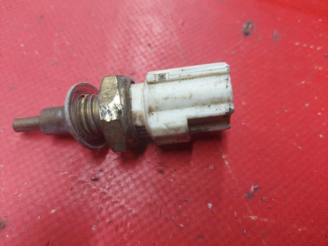 SH01-18-840 Mazda Датчик температуры охлаждающей жидкости, на приборе