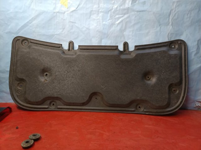MAZDA TK4856681 Шумоизоляция капота в наличии Черкассы