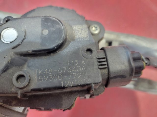 MAZDA TK7867340A Мотор стеклоочистителя лобового стекла в наличии Хмельницкий