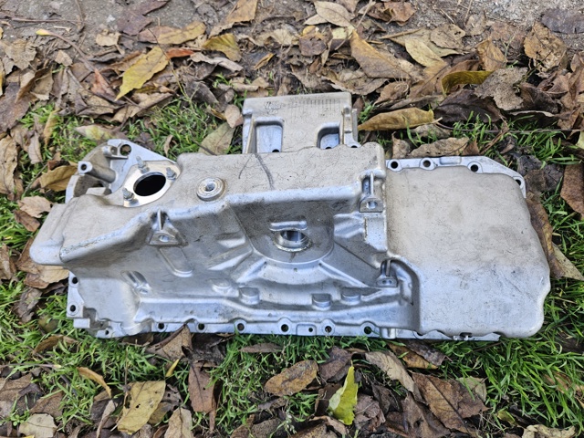 Поддон двигателя 11137560308 BMW