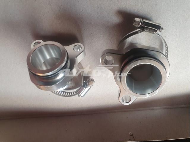 BMW 11537585023 Патрубок системы охлаждения в наличии Черновцы