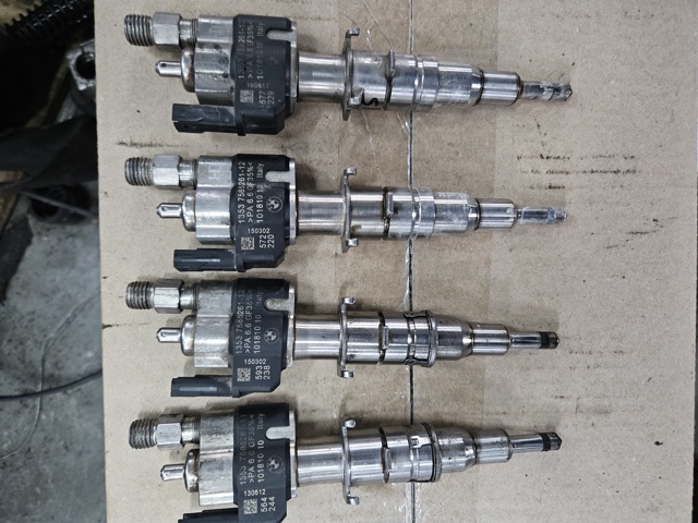 Форсунка дизельная в сборе 13538616079 BMW