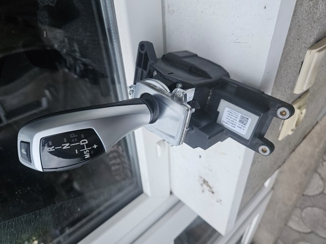 Селектор АКПП 61319228610 BMW