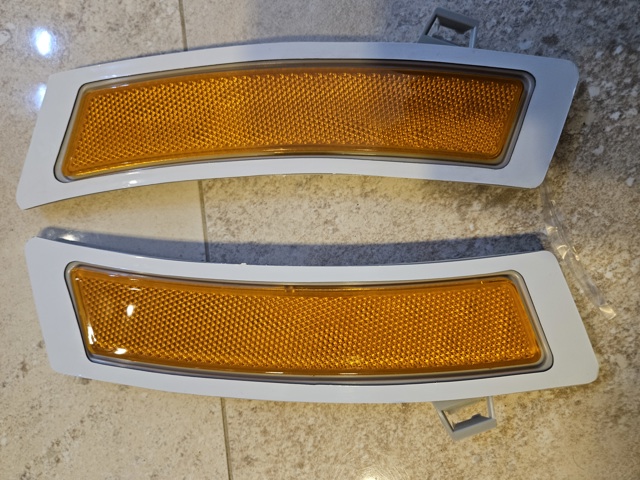 BMW 63147274433 Габарит (указатель поворота) в бампере в наличии Чернигов
