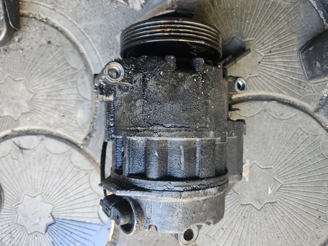 Насос кондиционера 64529185144 BMW