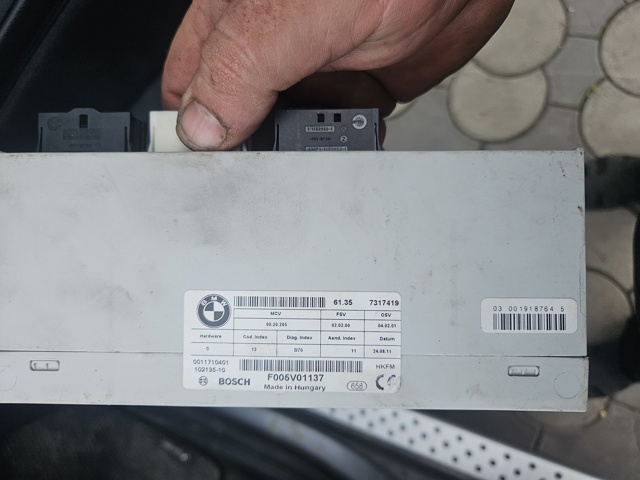 Блок управления открытия крышки багажника 7335274 BMW