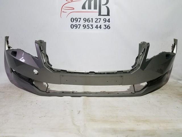 Бампер передний 3V0807221 VAG