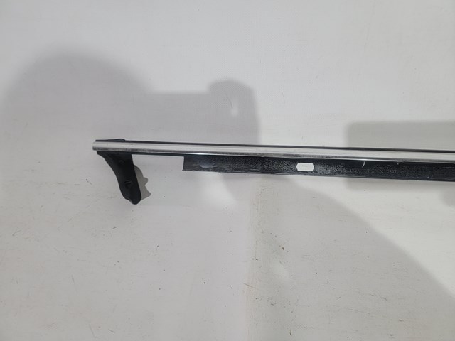 4G0853284 VAG Молдинг опускного стекла двери передней правой купить в Каменское