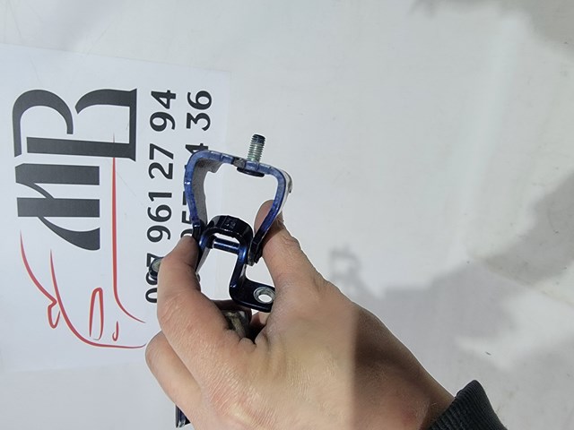 5K6827301A VAG Петля двери задней (багажной 3/5-й) купить в Днепр