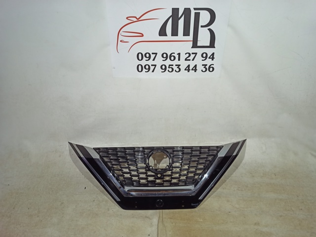 Облицовка радиатора 623106UAA NISSAN