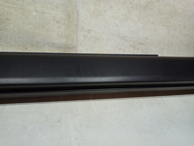768504CE0A NISSAN Накладка (молдинг) порога наружная правая купить в Черкассы