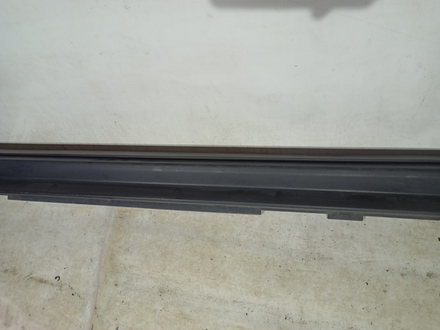 768506FR0A NISSAN Накладка (молдинг) порога наружная правая купить в Каменское