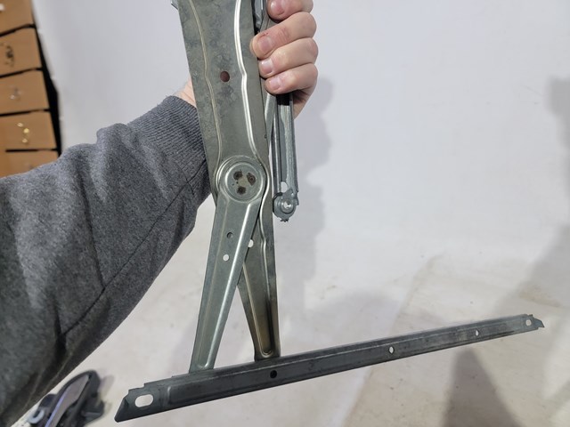 8571078011 TOYOTA Мотор стеклоподъемника двери передней правой купить в Кривой Рог