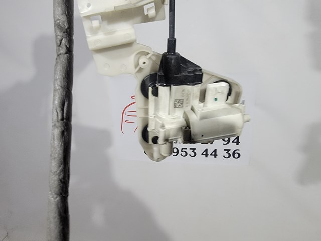 A0997202700 MERCEDES Замок двери задней левой купить в Черновцы
